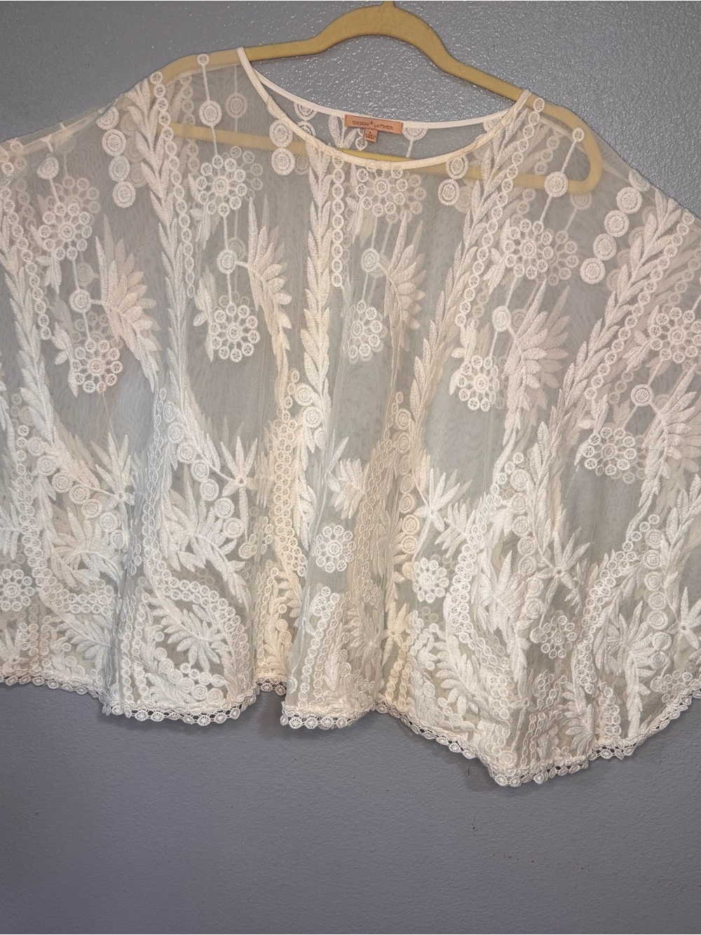 Gibson Latimer White Embroidered Lace Kimono Top Boho Sheer Flowy Cover Up Large - Picture 2 of 8